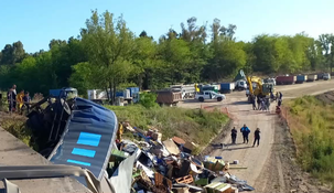 Luján: un camión cayó de un puente de la Ruta 6 y falleció su conductor&nbsp;