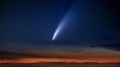18-26 de septiembre: se podrá observar con binoculares y es un buen momento para observar la cola del cometa.