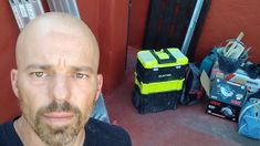 El ganador tiene 40 años, vive en Belgrano y se define como kirchnerista. El ganador tiene 40 años, vive en Belgrano y se define como kirchnerista.