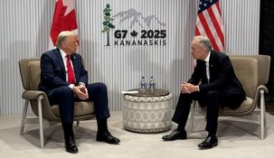 El mandatario estadounidense y su par de Canadá, Mark Carney.