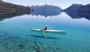 Villa Traful es un paraíso escondido en la Patagonia, donde el lago de aguas cristalinas y los bosques de coihues crean paisajes de ensueño.