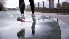 Hacer ejercicio tiene un gran impacto en la salud y el bienestar. Hacer ejercicio tiene un gran impacto en la salud y el bienestar.