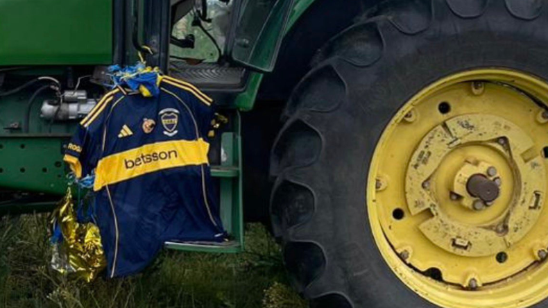 La camiseta que Boca usó para homenajear a Miguel Ángel Russo.