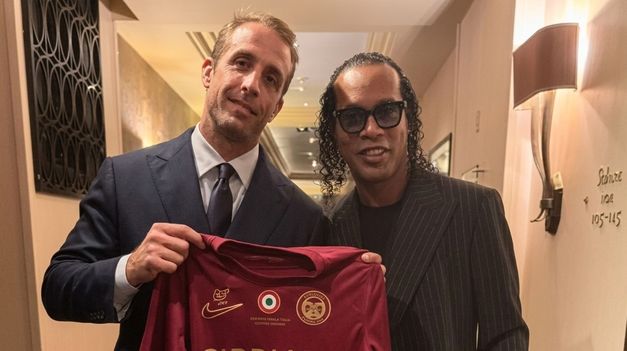 ¿Ronaldinho vuelve a fútbol?: a los 46 años, el astro brasileño fue anunciado por un club europeo