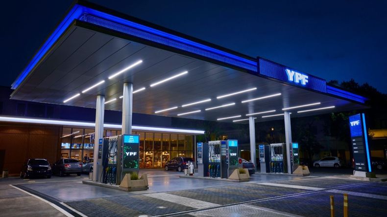 YPF aplicará una baja promedio de 2% en los precios de sus combustibles durante esta semana.