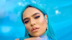 La cantante cedió ante el reclamo de Bud Bunny y J Balvin.