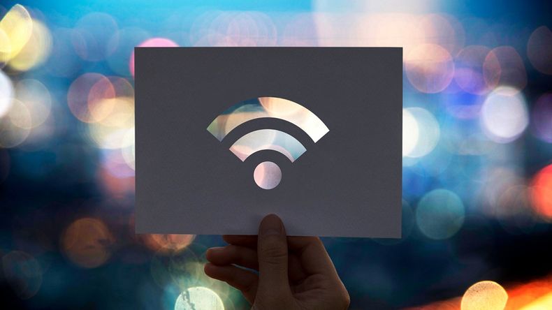 Google alertó por estafas que aprovechan redes Wi-Fi abiertas.