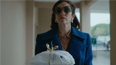 La producción cuenta con cinco episodios y un documental que se estrenará próximamente. La producción cuenta con cinco episodios y un documental que se estrenará próximamente.