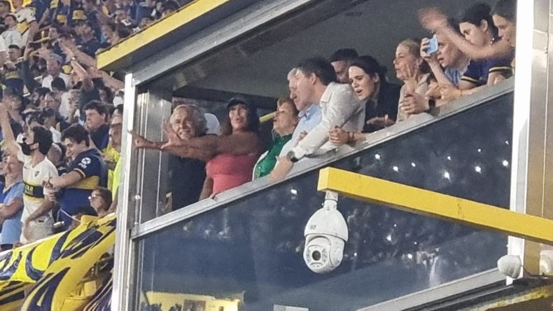 La diva tuvo desopilantes reacciones tras la goleada.
