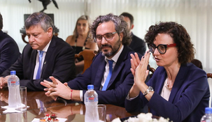 Santiago Cafiero y Cecilia Todesca Bocco fueron parte del viaje a Paraguay.