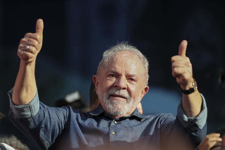 Lula Da Silva canceló un envento por miedo a un taque.