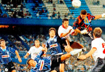 C5N | gol Carlos Chiquito Bossio Racing Estudiantes 12 mayo 2996
