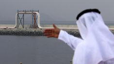 Emiratos Árabes Unidos dejará la OPEP sin consultar a Arabia Saudita. Emiratos Árabes Unidos dejará la OPEP sin consultar a Arabia Saudita.