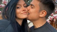 Oriana Sabatini y Dybala se divierten en cuarentena Oriana Sabatini y Dybala se divierten en cuarentena