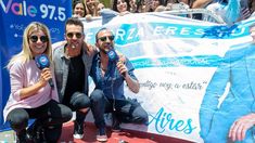 Axel visitó Vale 97.5 y recibió su estrella: No es no fue un pedido de la sociedad a gritos Axel visitó Vale 97.5 y recibió su estrella: No es no fue un pedido de la sociedad a gritos