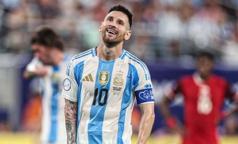 El capitán de la Selección argentina es reconocido por su humildad y generosidad con sus compañeros.