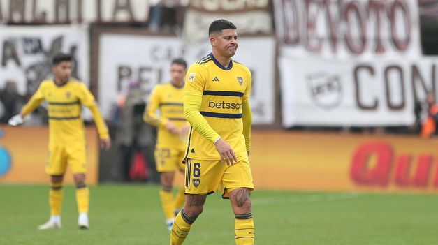 Marcos Rojo fue expulsado en el partido de Boca con Platense.