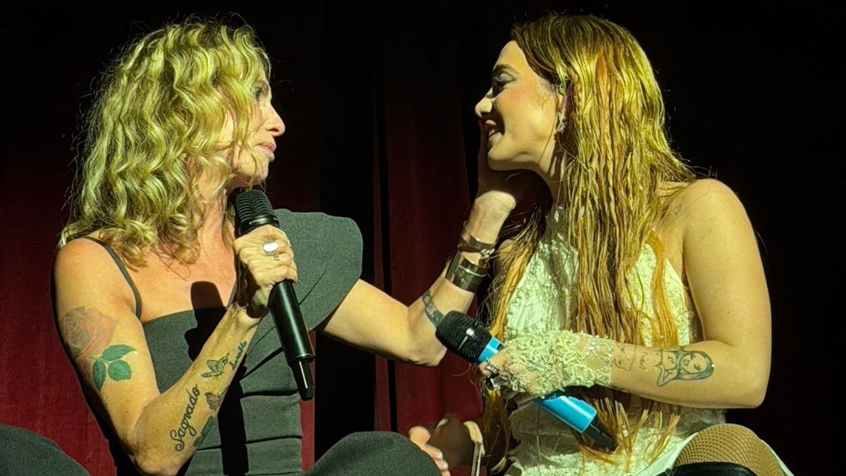 Gloria Carrá y Ángela Torres conmovieron a todos tras cantar juntas: 