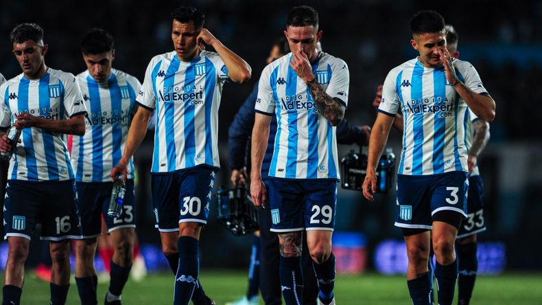 Chacho Coudet quedó eliminado de las semifinales de la Copa Libertadores y los hinchas de Racing se ilusionan con su regreso