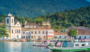 Su centro histórico fue declarado Patrimonio de la Humanidad por la UNESCO. Su centro histórico fue declarado Patrimonio de la Humanidad por la UNESCO.