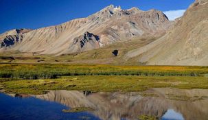 Con paisajes serranos, cascadas, balnearios y opciones de alojamiento accesibles, Valle Hermoso se posiciona como un destino ideal para descansar.