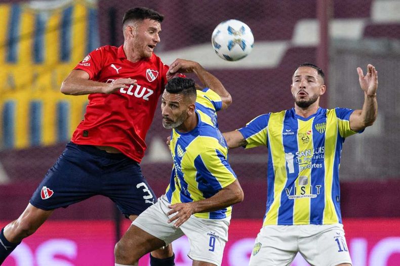 Independiente venció 2 a 0 a Juventud Unida.