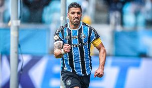 Suárez marcó por segundo partido consecutivo y lleva seis tantos en 17 partidos en Gremio. Suárez marcó por segundo partido consecutivo y lleva seis tantos en 17 partidos en Gremio.