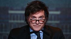 La imagen de Milei cayó 5 puntos en 5 meses