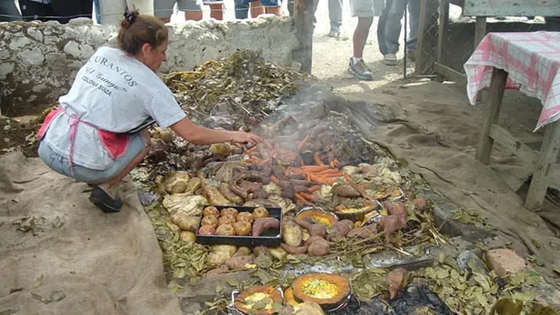 De qué se trata la Fiesta del Curanto.