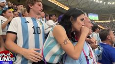 Lali no se habría percatado de lo sucedido. Lali no se habría percatado de lo sucedido.