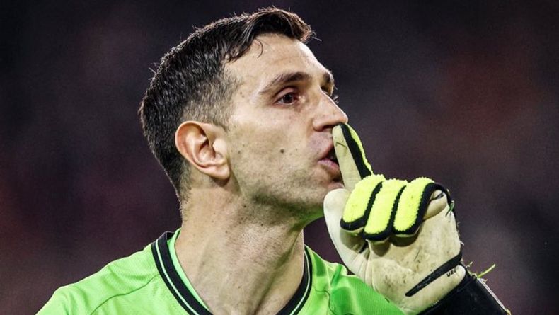 El arquero de 33 años es capitán y figura de Aston Villa de Inglaterra.