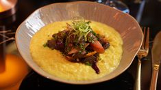 Para disfrutar de una experiencia gastronómica de alto nivel. Para disfrutar de una experiencia gastronómica de alto nivel.