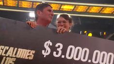 Oscar, el primer ganador de los 3 millones en Los 8 Escalones. Oscar, el primer ganador de los 3 millones en Los 8 Escalones.