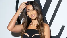 Antonela Roccuzzo marca tendencia con sus sandalias Antonela Roccuzzo marca tendencia con sus sandalias