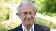 Juan Llach tuvo una amplia trayectoria en la vida pública nacional.