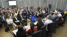 Reforma a la Ley de Glaciares: con el Congreso vallado, comenzaron las audiencias públicas en Diputados