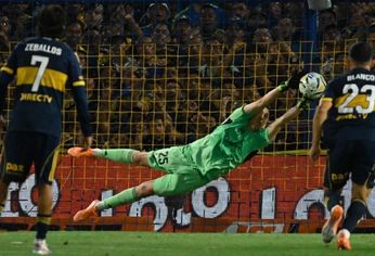 Agustín Marchesín atajó un penal para Boca contra Talleres. Agustín Marchesín atajó un penal para Boca contra Talleres.