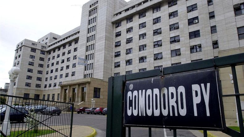 Se incendió un subsuelo de los tribunales de Comodoro Py