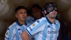 Santi Sosa sufrió una fractura en la cara tras un codazo involuntario de Marcos Rojo por Copa Libertadores Santi Sosa sufrió una fractura en la cara tras un codazo involuntario de Marcos Rojo por Copa Libertadores