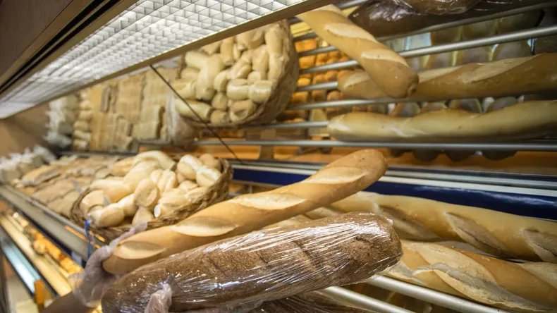 Duro comunicado de panaderos contra los tarifazos de Milei: Quieren dejar al pueblo sin pan2