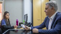 La nueva ley cordobesa exige narcotest para los funcionarios.