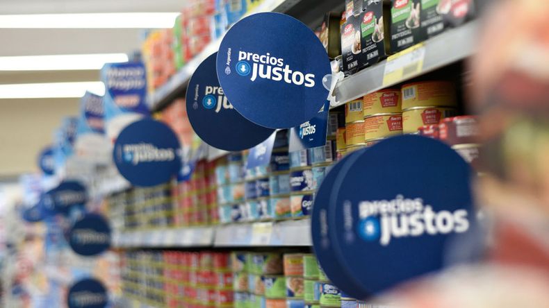 Los supermercados adheridos comenzaron a instalar la señalética del programa Precios Justos.