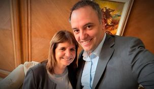 Manuel Adorni junto a Patricia Bullrich reunidos esta mañana en Casa Rosada. Manuel Adorni junto a Patricia Bullrich reunidos esta mañana en Casa Rosada.