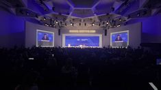 Milei negocia para aprobar la Ley Ómnibus, pero amenaza con más decretos en caso de que no pase. Milei negocia para aprobar la Ley Ómnibus, pero amenaza con más decretos en caso de que no pase.