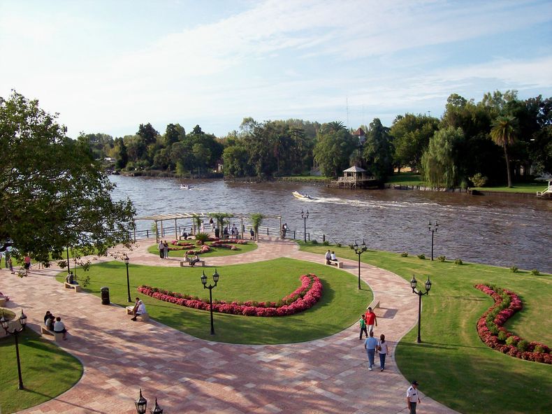Luján está a 72 kilómetros de la Ciudad de Buenos Aires.
