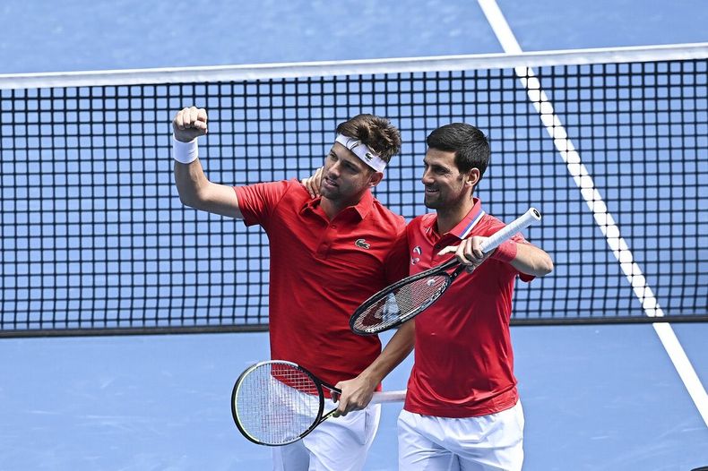 Serbia es uno de los países participantes y Novak Djokovic integra el equipo.