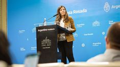 Cerruti advirtió que el Gobierno no está dispuesto a dar un paso atrás en la defensa. Cerruti advirtió que el Gobierno no está dispuesto a dar un paso atrás en la defensa.