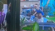 Pincoya y Tamara Paganini tuvieron otro tenso cruce que hará que la producción piense si habrá o no una sanción Pincoya y Tamara Paganini tuvieron otro tenso cruce que hará que la producción piense si habrá o no una sanción