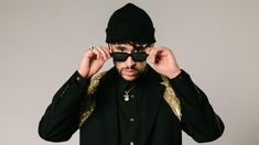 Bad Bunny se mostró muy disgustado con sus fans. Bad Bunny se mostró muy disgustado con sus fans.