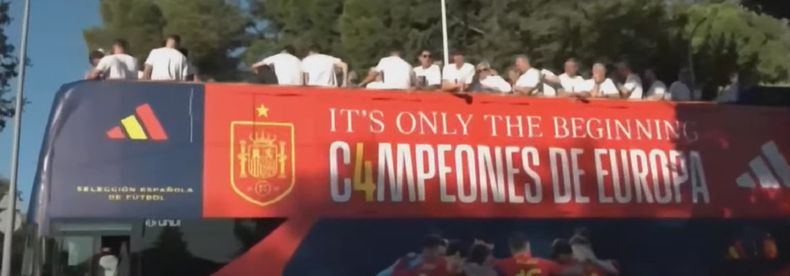 La frase en el micro de España provocó mucho enfado en la población.
